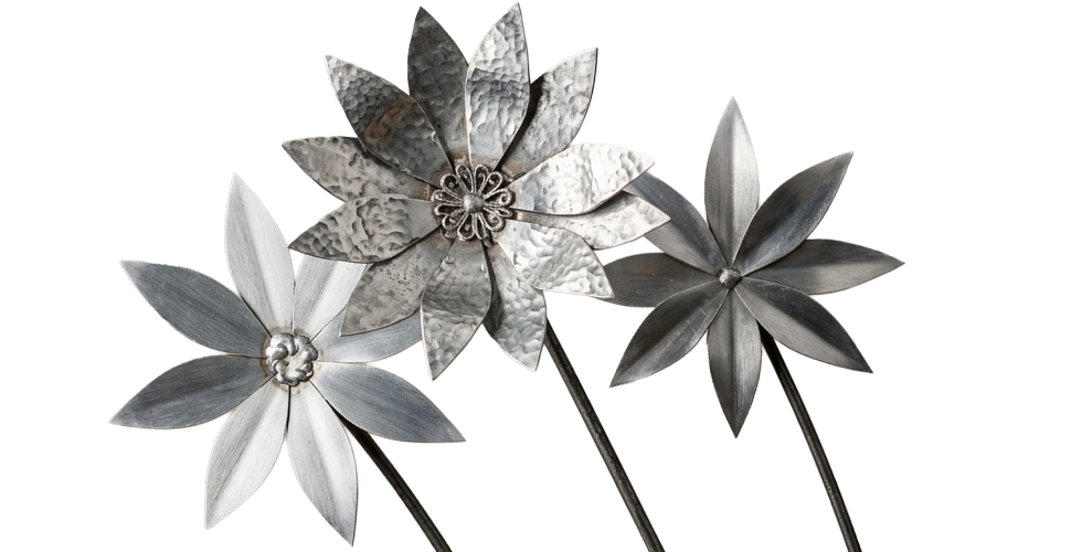 Fabrication d’objets d’art ou décoration en zinc au cœur du Beaujolais