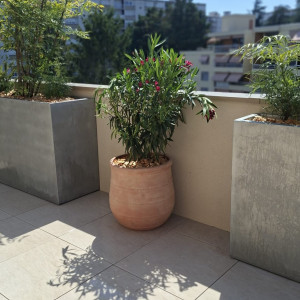 BAC A FLEUR HAUT SUR TOIT TERRASSE