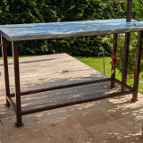 Table bar avec plateau zinc et pied metal rouillé 69 (Rhône)